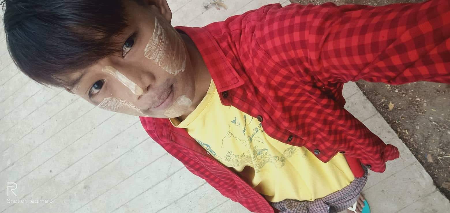 (​အကြမ်းဖက်စစ်တပ်ကသေနတ်ဖြင့်ပစ်၍ ကွယ်လွန်ခဲ့​သောလူငယ်)