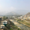 (ရိဒ်ခေါဒါရ်မြို့တစ်နေရာအား တွေ့ရစဥ်)