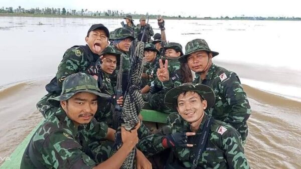 (MDF- Special Force (MDFတပ်ရင်း-၁) ၊MDF-အမျိုးသမီးကွန်မန်ဒိုတပ်ခွဲ( တပ်စု -၁)မှ အမျိုးသမီးရဲဘော်များ ဖြစ်သည်။)
