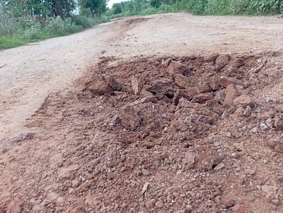 (အကြမ်းဖက်စစ်ကောင်စီအဖွဲ့ကို မိုင်းဆွဲခဲ့ပြီးနောက် တွေ့ရစဥ်)