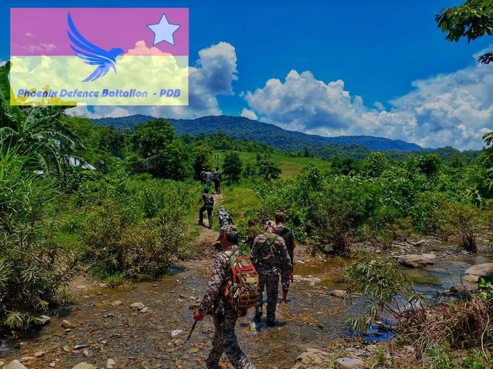 ဒေသကာကွယ်ရေးတပ်များက ဂန့်ဂေါမြို့နယ်မြောက်ပိုင်းရှိ စစ်ဘေးရှောင် ပြည်သူများထံသွားပြီး ဆေးဝါးနှင့် ကျန်းမာရေး စောင့်ရှောက်မှုပေး