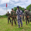 (အင်းတော် PDF မှ ရဲဘော်များအား တွေ့ရစဥ်)