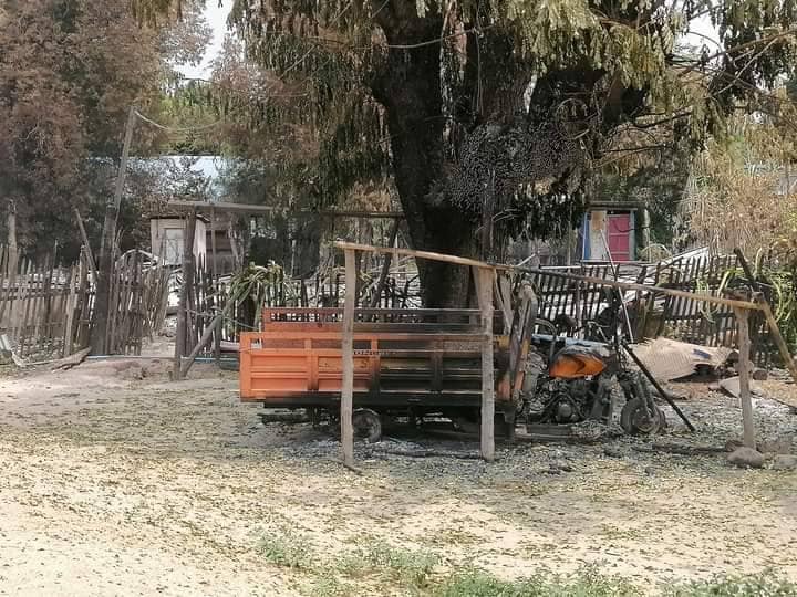 အကြမ်းဖက်စစ်ကောင်စီတပ် မီးရှို့ဖျက်ဆီးခဲ့သော တင်းတိမ်ရံရွာမြင်ကွင်း၊ ဓာတ်ပုံ-အဖြူရောင် DPY
