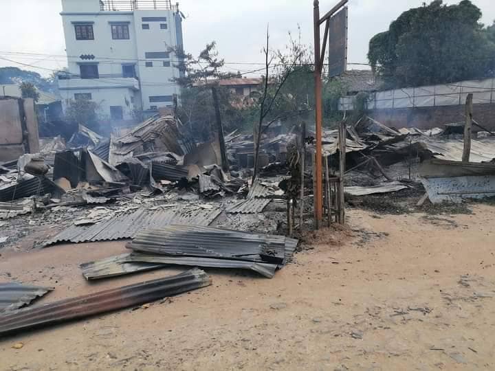 အကြမ်းဖက်စစ်ကောင်စီတပ် မီးရှို့ဖျက်ဆီးခဲ့သော တင်းတိမ်ရံရွာမြင်ကွင်း၊ ဓာတ်ပုံ-အဖြူရောင် DPY