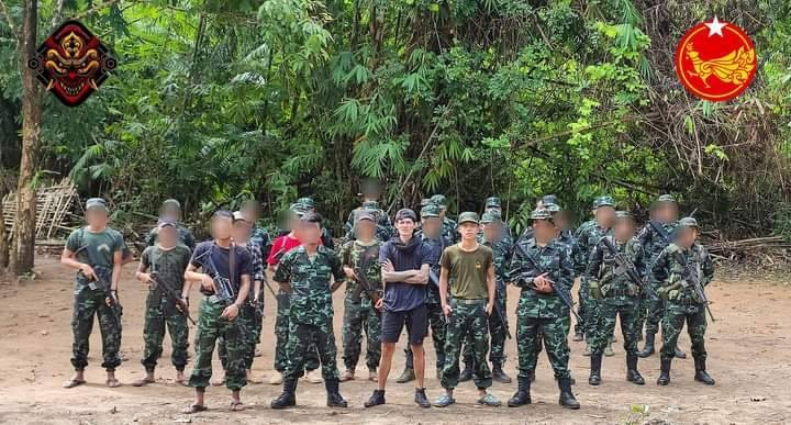 ရေးမြို့နယ်ရှိ စစ်ကောင်စီထောက်တိုင်များမနက်ဖြန် နောက်ဆုံးထားနှုတ်ထွက် ကြရန် ရေးဘီလူးအဖွဲ့သတိပေး