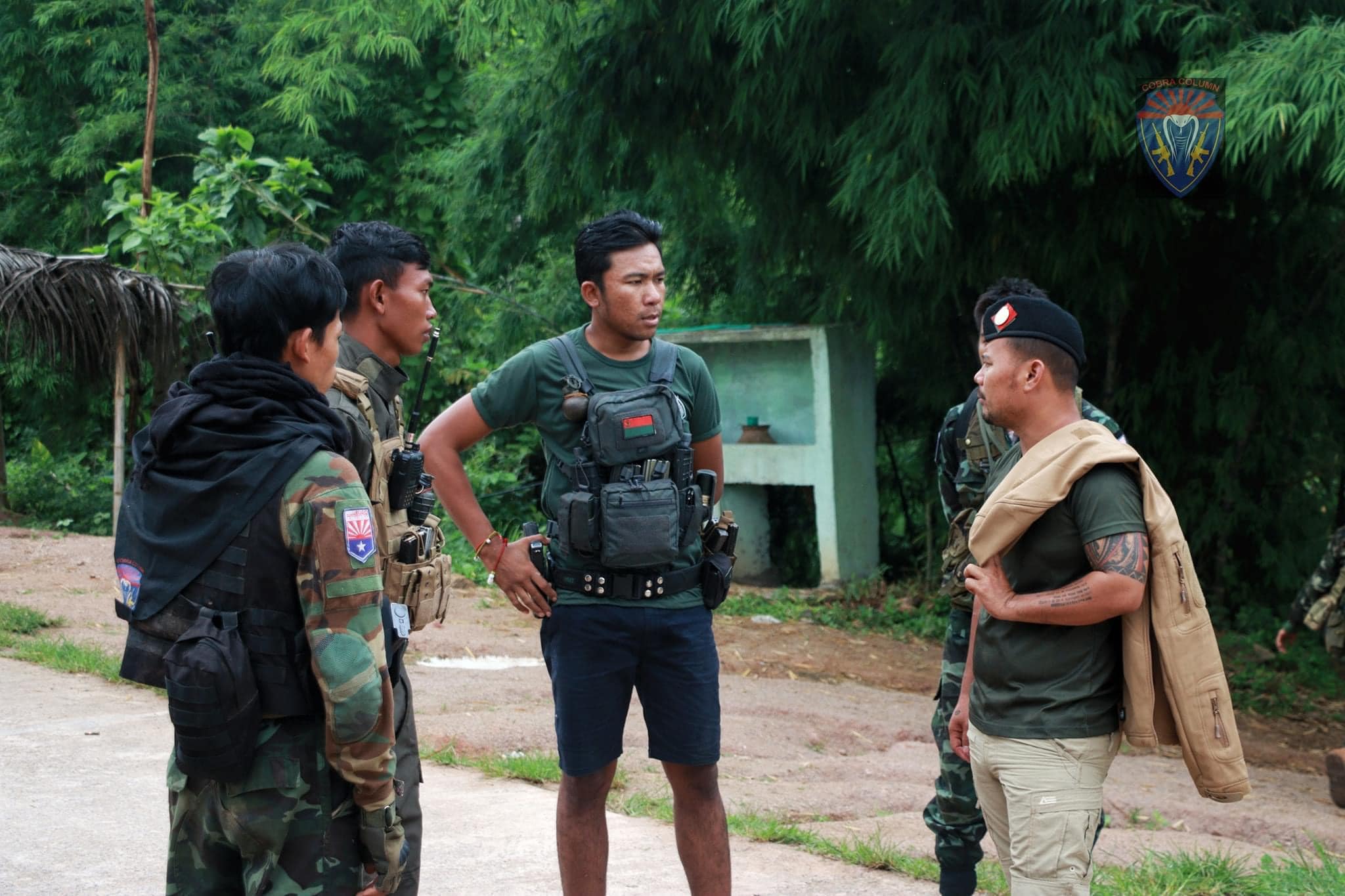 ဓာတ်ပုံ - ကော်ဘရာစစ်ကြောင်း