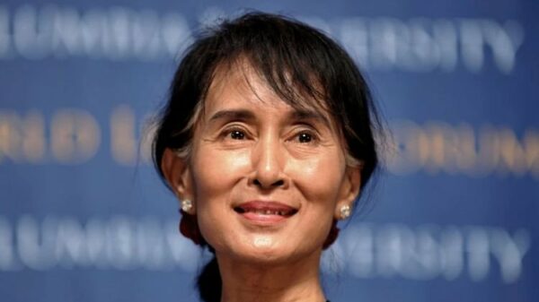 ဓာတ်ပုံ − AFP