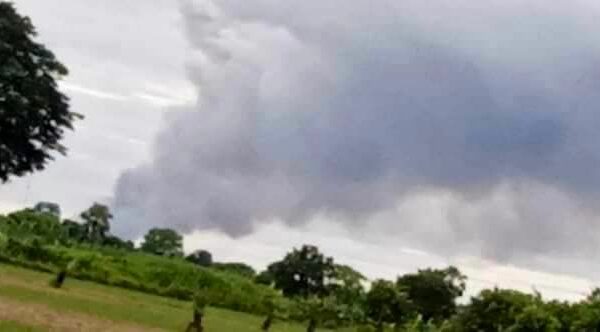 မင်းရွာမီးရှို့ဖျက်ဆီးခံခဲ့ရစဥ်၊ ဓာတ်ပုံ-အရာတော်ပို့စ်