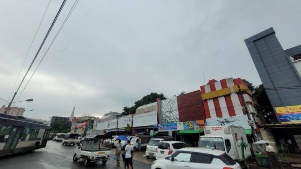 အောင်ဆန်းကွင်းက ပစ္စည်းပို့ဆောင်ရေးဂိတ်တွေကို စစ်ကောင်စီ ပိတ်သိမ်း
