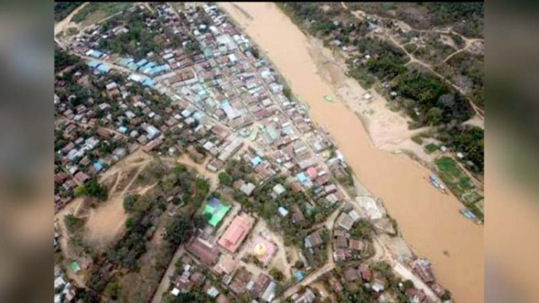 (ဖားကန့်မြို့နယ်ရှိ ဆယ်ဇင်းရွာကို ယခင်က တွေ့ရစဥ်၊ ဓာတ်ပုံ - CJ)
