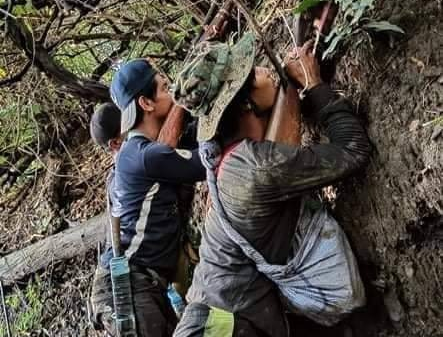 လက်နက်ထုတ်လုပ်စဥ်ဒဏ်ရာရရှိခဲ့သည့် ရဲဘော်သုံးဦး ပြန်လည်တိုက်ပွဲဝင် နေပြီဟု The Youth Force (Saw&Kyaukhtu) အသိပေး