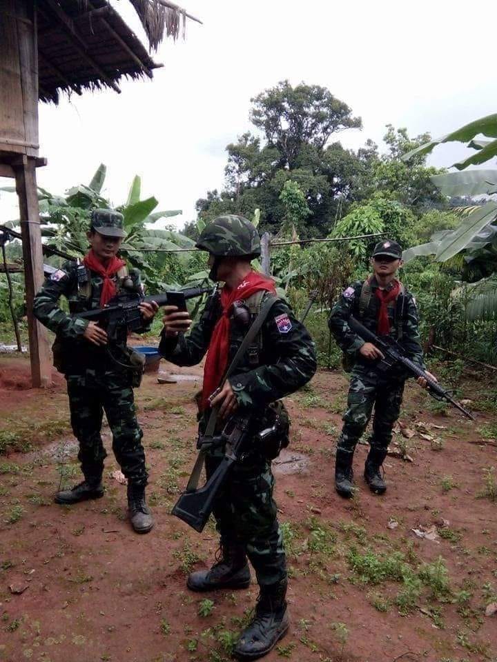 စစ်တပ်နဲ့ KNLA ထိတွေ့ပစ်ခတ်မှုလေးကြိမ်မှာ စစ်တပ်ဘက်က ၁၂ ဦးသေဆုံးတယ်လို့ ဆို