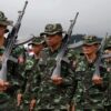 KNDFမှ ရဲဘော်များအား တွေ့ရစဥ်၊ ဓာတ်ပုံ - KNDF
