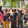 ထိုင်းရောက်မြန်မာလုပ်သားများ စစ်အာဏာရှင်ဆန့်ကျင်ရေး မြန်မာသံရုံးရှေ့၌ ဆန္ဒပြနေစဥ်၊ ဓာတ်ပုံ - People's Spring