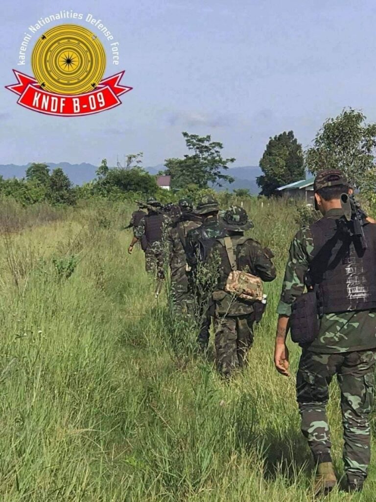 ဒီးမော့ဆိုတွင် စစ်ကောင်စီတပ်ကိုတိုက်ခိုက်ရာ ၁၅ ဦးထက်မနည်းသေ၊လက်နက်ခဲယမ်းအချို့ရဟုKNDF ထုတ်ပြန်