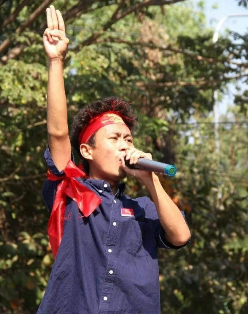 ဓာတ်ပုံ - ABFSU