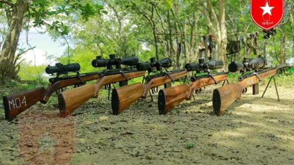 ထုတ်လုပ်ဖြန့်ဝေနေသည့် လက်နက်များကို မုံရွာ(ပကဖ) ထုတ်ပြန်