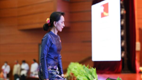 ဓာတ်ပုံ - Chair NLD