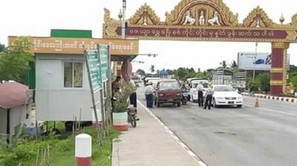 ရတနာပုံတံတားအဆင်း စစ်ကိုင်းဘက်ခြမ်းအား တွေ့ရစဥ်၊ ဓာတ်ပုံ-CJ