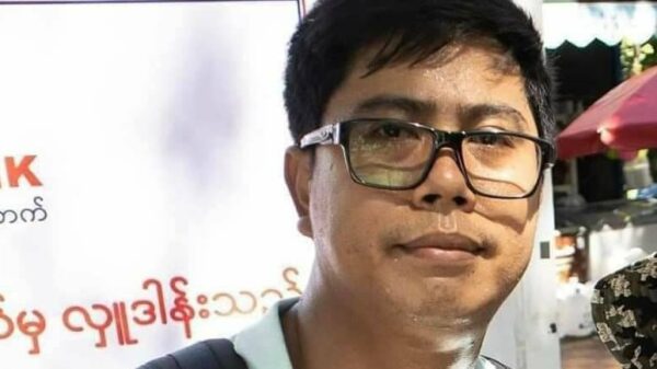 ဓာတ်ပုံသတင်းထောက်ဟောင်း ကိုဇော်ဇော်ကို ဆူပူအောင်လှုံဆော်မှုနဲ့ စစ်ကောင်စီ ထောင် သုံးနှစ်ချ