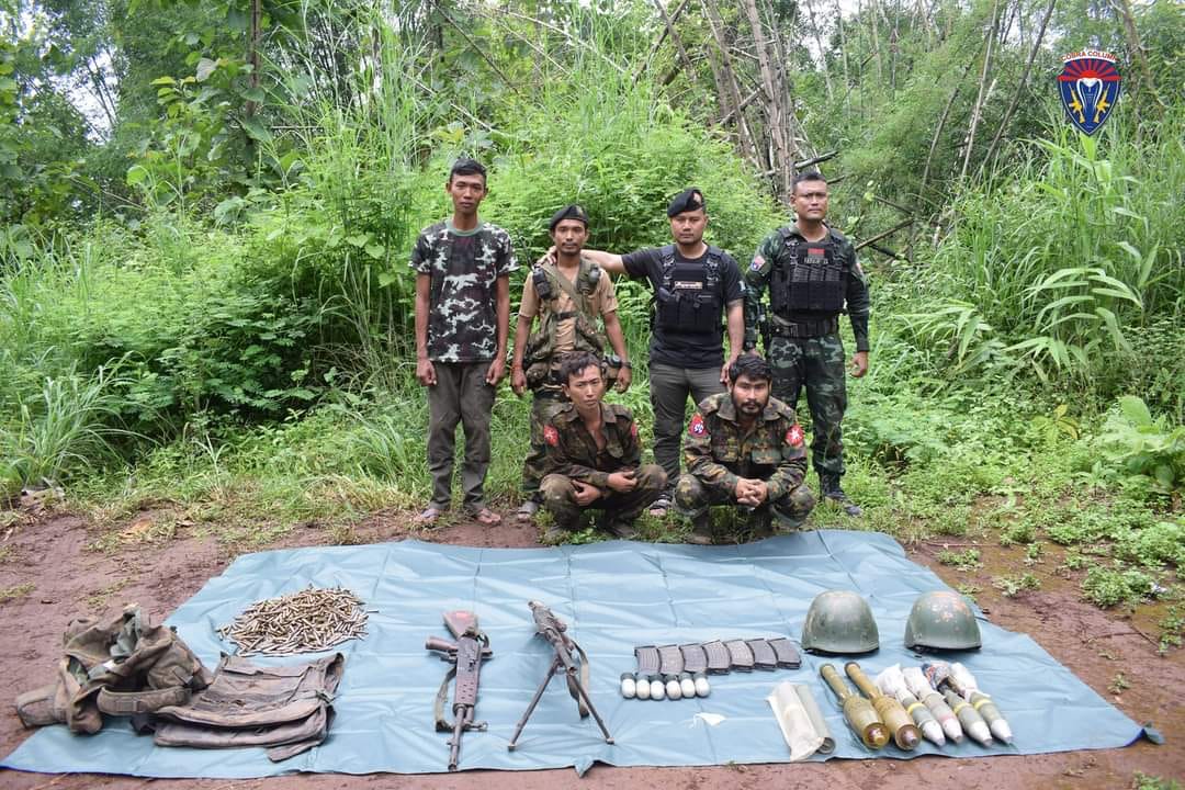 စစ်သုံ့ပန်းနှစ်ဦးနှင့် ကော်ဘရာစစ်ကြောင်းမှတာဝန်ရှိသူများ