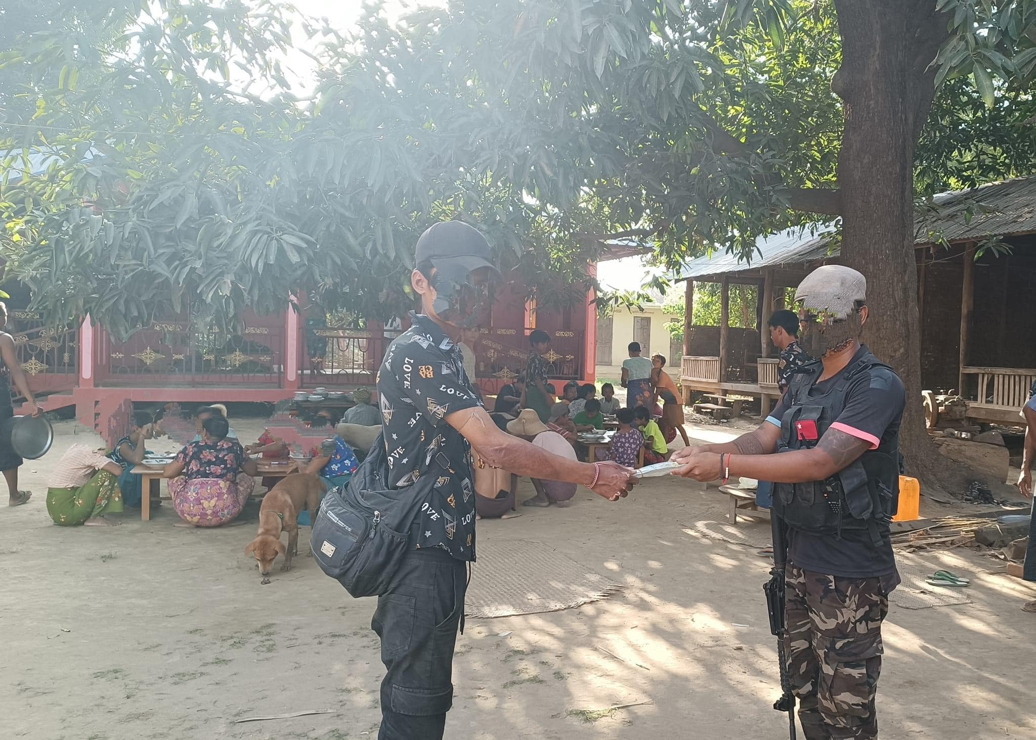 ဓာတ်ပုံ - ရေစကြို PDF