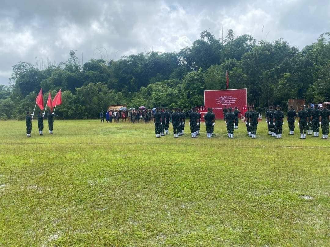 ပုလော PDF တပ်ဖွဲ့ မြိတ်ခရိုင် တပ်ရင်း(၁) အထူးတိုက်ခိုက်ရေးသင်တန်း အပတ်စဥ် (၁)သင်တန်းဆင်း