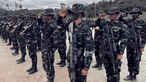 (တောင်ပိုင်းစစ်ဒေသခွဲအထူးစစ်ဆင်ရေးတပ်ဖွဲ့(S.O.F)ဝင်များကို​တွေ့ရစဥ် ။ ။ဓါတ်ပုံ-SOF)