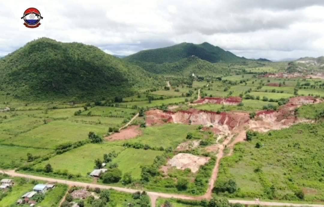 (ခြေတော်ရာဘုရားအနီးပတ်ဝန်းကျင်အား တွေ့ရစဉ်၊ ဓာတ်ပုံ - KNDF .B 19)