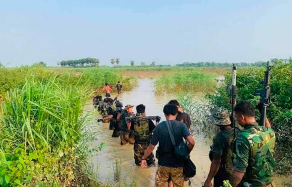 နိူင်ငံတစ်ဝန်းက PDF တပ်ဖွဲ့ဝင်များ၊ တိုင်းရင်းသားလက်နက်ကိုင်တပ်နှင့် PDFပူးပေါင်းတပ်များ