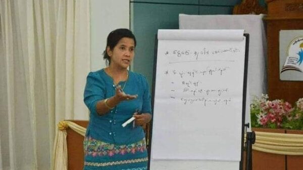 စစ်​ကောင်စီ၏ ဗဟိုဘဏ် ဥက္ကဌ ​ဒေါ်သန်း​ဆွေ ။ဓါတ်ပုံ-CB