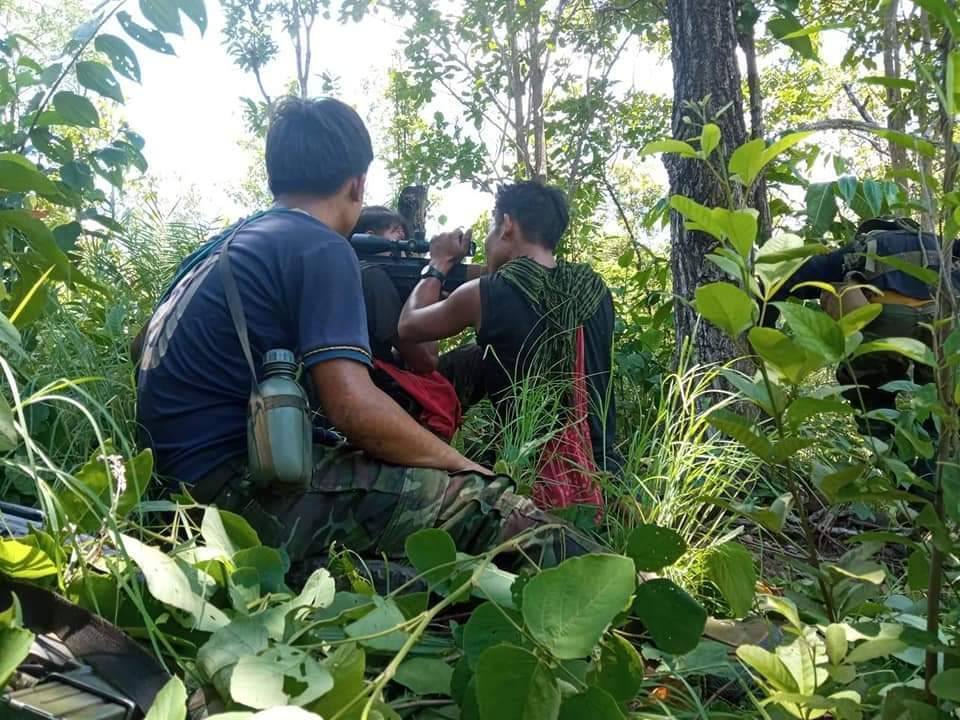 (ရှေ့တန်းစစ်မြေပြင်တွင် တွေ့ရသော ကရင်နီရဲဘော်များ ၊ ဓာတ်ပုံ - KNDF)
