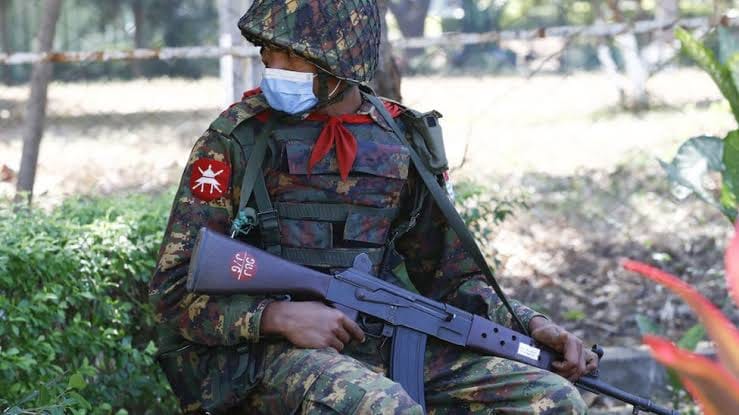 (​တော်လှန်​ရေးအဖွဲ့များက ခုခံတွန်းလှန်စစ်အရှိန်မြှင့်တိုက်ခိုက်လာသဖြင့်နိုင်ငံတစ်ဝန်းစစ်​ကောင်စီတပ်သားများ​ နေစဥ်​သေဆုံးဒဏ်ရာရမှုပိုများလာသည်။ ဓါတ်ပုံ-CJ)