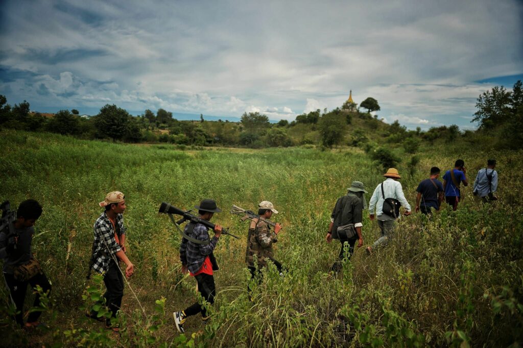 DOUNG NI Defence Force - Wetletမှ ရဲဘော်များအား တွေ့ရစဥ်