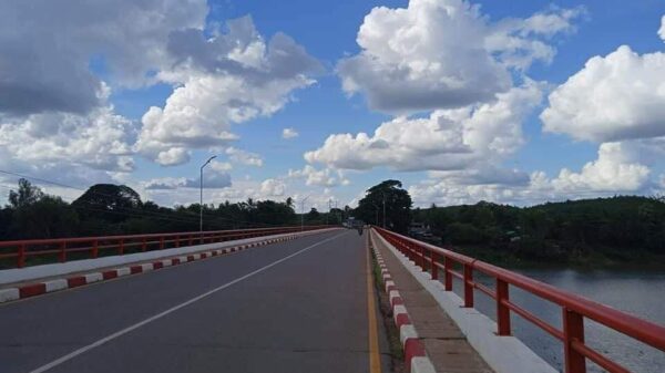 တောင်ကြအင်းတံတားမှာ တပ်ဆွဲထားတဲ့စစ်တပ်ကို S.O.F အဖွဲ့ကအနီးကပ်ဝင်တိုက်