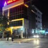 (မူဆယ်မြို့ရှိ KBZ ဘဏ်ခွဲတစ်ခုအား တွေ့ရစဉ်၊ဓာတ်ပုံ - CJ)