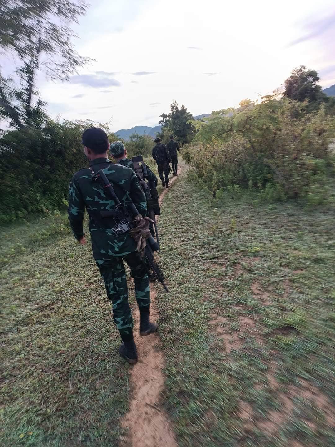 (သုံးရက်တာ တိုက်ပွဲဖြစ်စဥ်မှ ဓာတ်ပုံမှတ်တမ်းများဖြစ်သည်။ဓာတ်ပုံ DMO Local PDF)