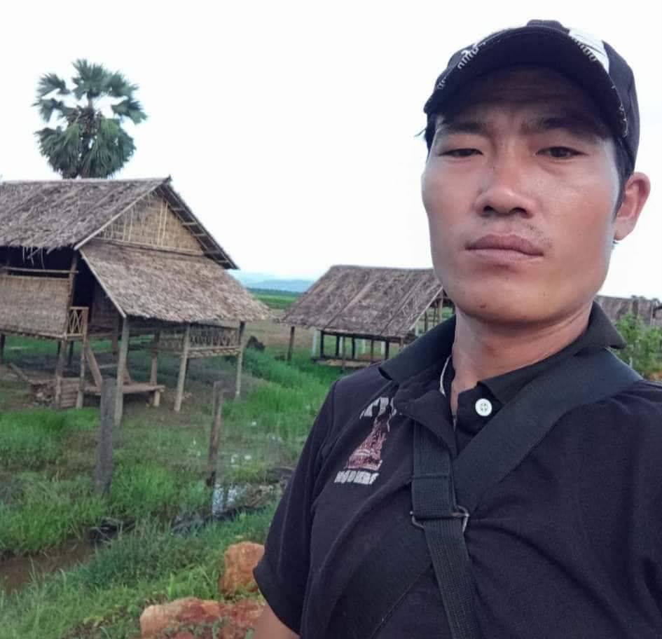 ရှင်းလင်းခံရသည့် ပျူအဖွဲ့ဝင် ရဲထွေးအား တွေ့ရစဉ်