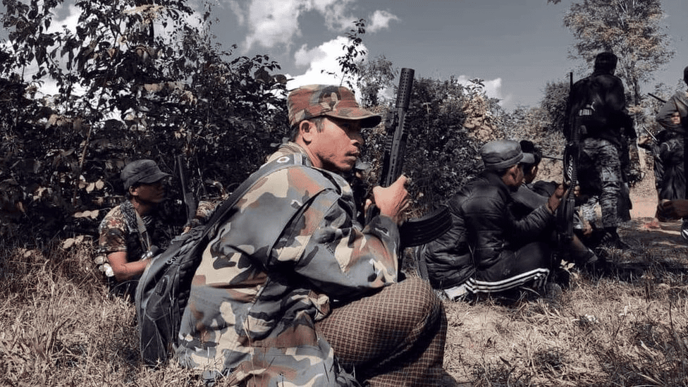 အင်အား ၁၈၀ခန့်ပါစစ်ကြောင်းကို ဗိုလ်နဂါး၏ကွန်မန်ဒိုတပ်ဖွဲ့ တိုက်ခိုက်၊ စစ်ကောင်စီတပ် ငါးဦးခန့်ထိခိုက်ဟု ထုတ်ပြန်