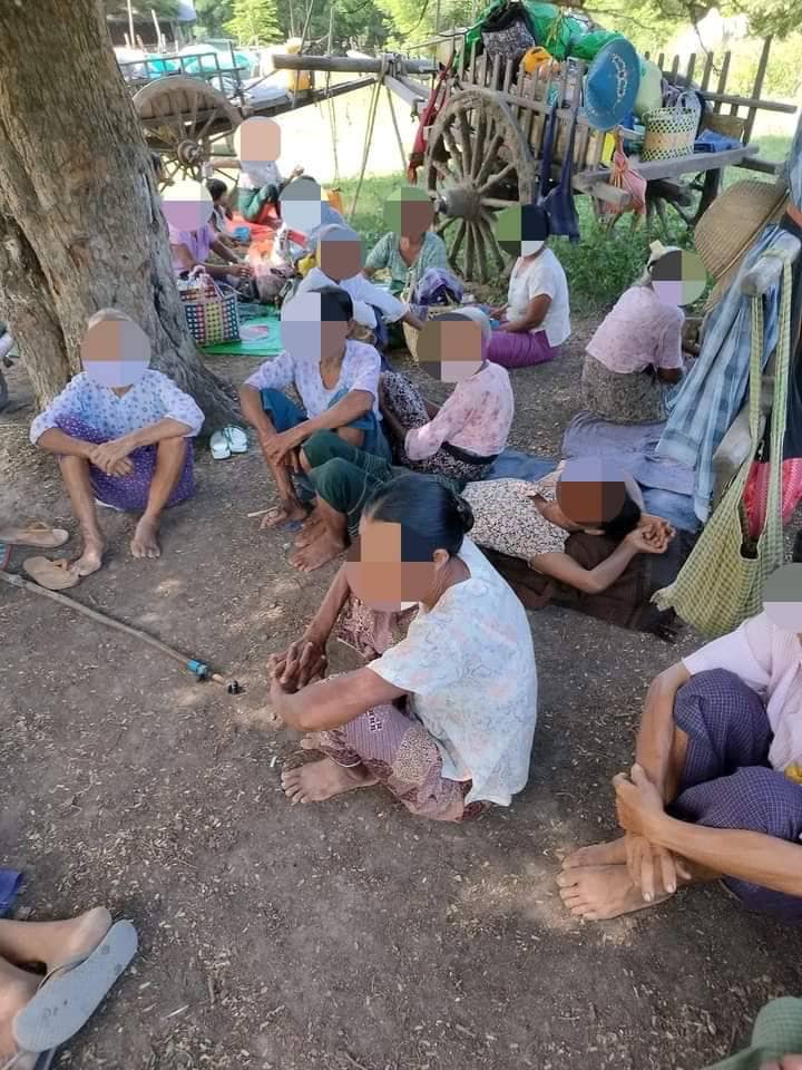 (ရွှေဘိုခရိုင်၊ ဒီပဲယင်းမြို့နယ်အတွင်းရှိ စစ်ကောင်စီတပ်ရန်ကြောင့် ထွက်ပြေးတိမ်းရှောင်နေရသော ပြည်သူများ၊ ဓာတ်ပုံ-ဒီပဲယင်းမြို့နယ် စစ်ရှောင်ထောက်ပံ့ရေးအဖွဲ့)