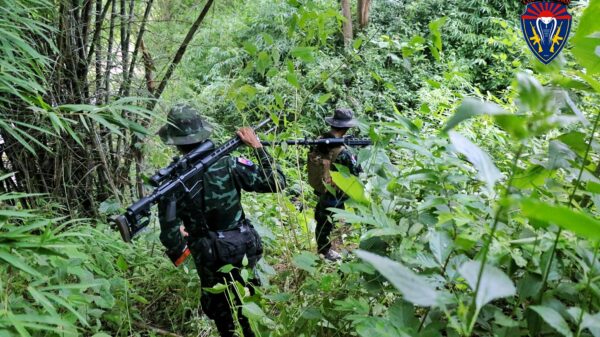 တပ်မဟာ ၆ နယ်မြေထဲ ဒီကနေ့တိုက်ပွဲမှာ စစ်တပ်ဘက်က ၂ ယောက်သေတယ်လို့ ဆို