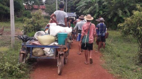 ရွာသားတွေကို ရွာထဲကနေထွက်ခွာကြဖို့နဲ့ မသွားရင်မီးရှို့မယ်လို့ စစ်တပ်ကခြိမ်းခြောက်ကြောင်း KNU ပြော
