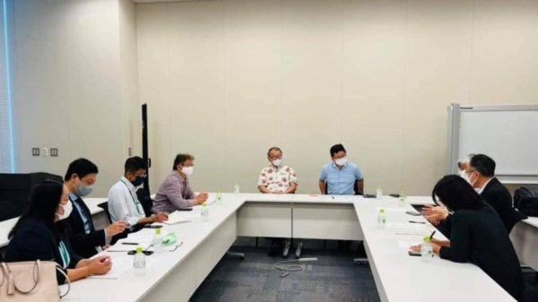 (NUG အစိုးရ ဂျပန်နိုင်ငံကိုယ်စားလှယ်ရုံးတာဝန်ရှိသူများနှင့် ဂျပန်နိုင်ငံဆိုင်ရာတာဝန်ရှိသူများ တွေ့ဆုံညှိနှိုင်းခဲ့စဥ်၊ဓာတ်ပုံ - ဂျပန်နိုင်ငံဆိုင်ရာ ကိုယ်စားလှယ်ရုံး)