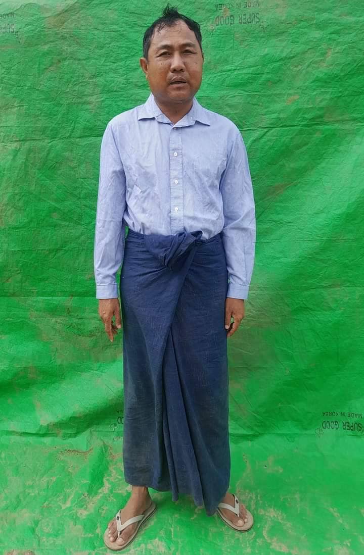 (ဖမ်းဆီးထိန်းသိမ်းခံခဲ့ရသည့် အကျဥ်းဦးစီးဌာန၏ အရာရှိအား တွေ့ရစဉ်၊ဓာတ်ပုံ-Fight For People F.F.P)