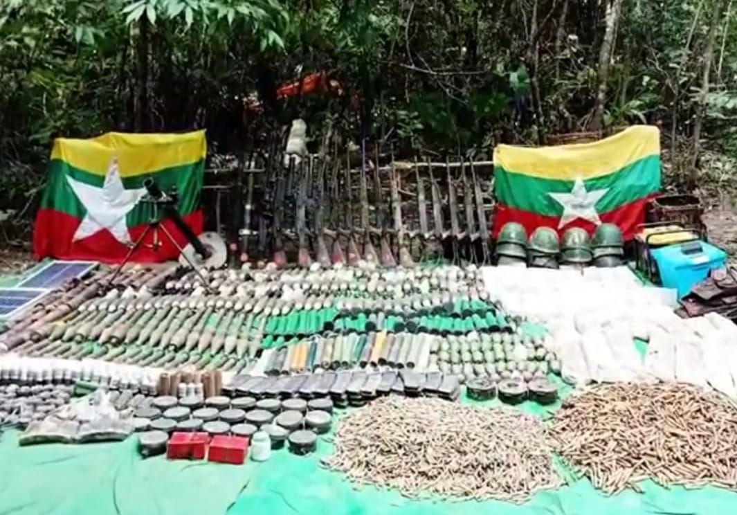 ဓါတ်ပုံ-AA