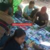 သပိတ်ကျင်းမြို့နယ်ရှိ မင်းသား၊မင်းသမီးပုံဖြင့်ကစားရသည့် လောင်းကစားဝိုင်းတစ်ခုအား တွေ့ရစဥ်။ ဓာတ်ပုံ-Thabeikkyin Revolution(TR)