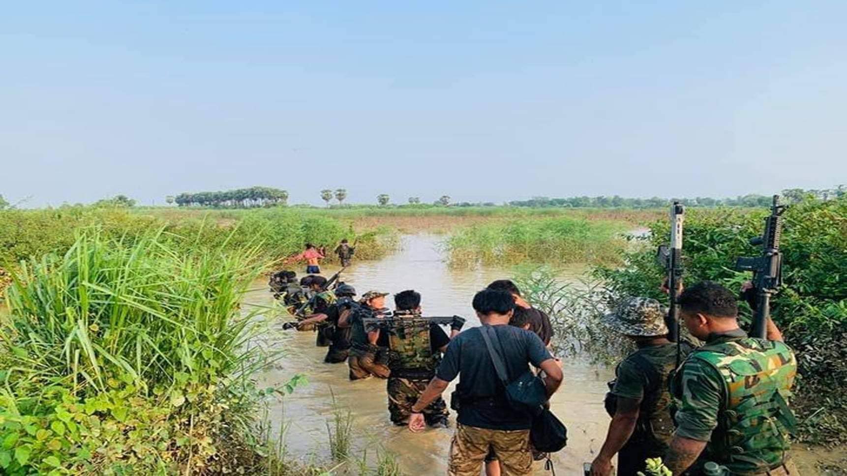 တန့်ဆည်မြို့နယ်အခြေစိုက် တော်လှန်ရေးရဲဘော်များအား တွေ့ရစဥ်(ပုံဟောင်း)
