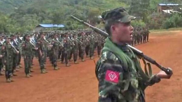 စစ်ကောင်စီက အင်အားနှင့် လက်နက်ခဲယမ်းများ ဖြည့်တင်းနေ၍ ကုန်းလမ်း၊ရေလမ်းသွားလာမှုများကို ကန့်သတ်စစ်ဆေးမည်ဟု AA အရေးပေါ် ကြေညာ