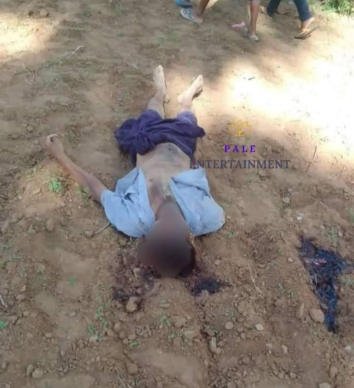 သတ်ဖြတ်ခံခဲ့ရသည့် အမျိုးသားနှစ်ဦးအား တွေ့ရစဥ်၊ ဓာတ်ပုံ-Pale Entertainment