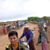ထွက်ပြေးတိမ်းရှောင်နေရသည့် ပြည်သူများအား တွေ့ရစဉ်၊ ဓာတ်ပုံ-မြောင် CDSOM